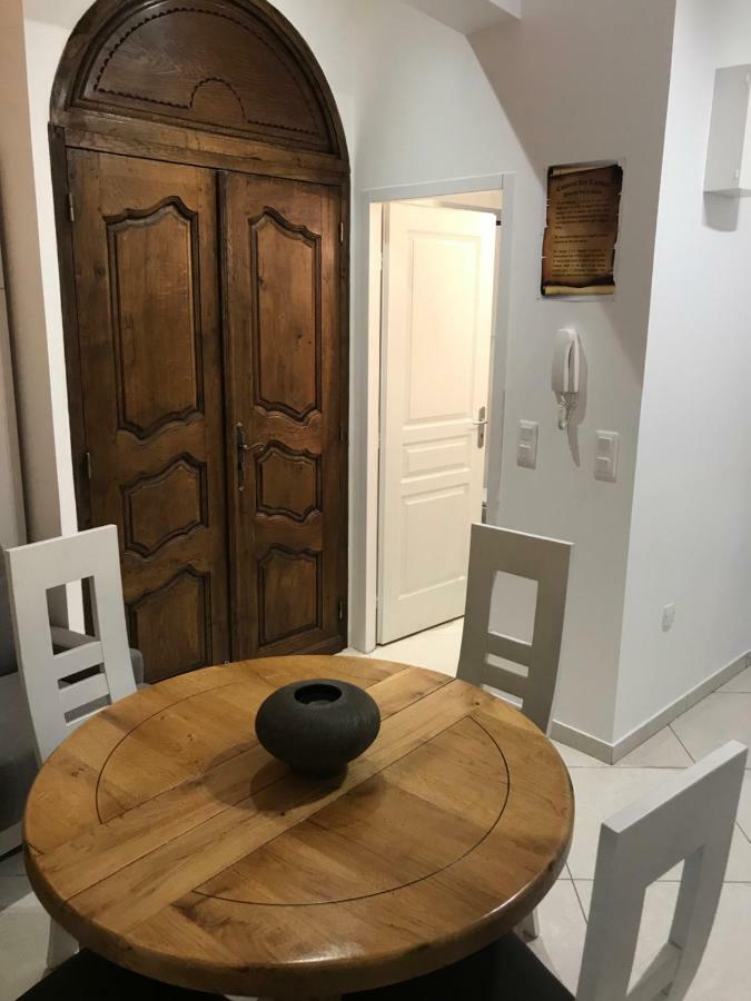 Studio Du Couvent Des Carmes Narbonne Bagian luar foto